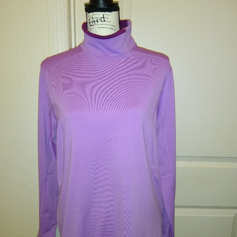 Nike Dri-Fit Pull Over!